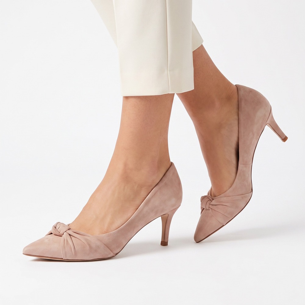 Neiman Marcus Pump Womens 7.5 Knot Vamp Blush Pink Suede Kitten Heel Good